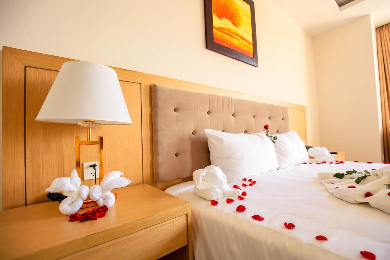 Bavico Plaza Hotel Да Лат Екстериор снимка