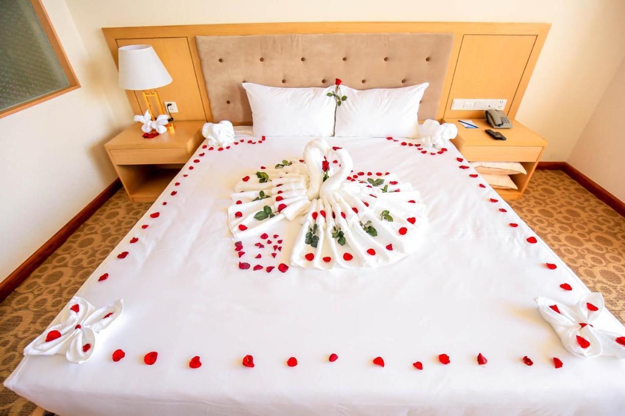 Bavico Plaza Hotel Да Лат Екстериор снимка